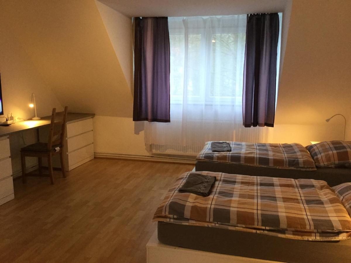 Ferienwohnung Am Uniklinik لوبيك المظهر الخارجي الصورة