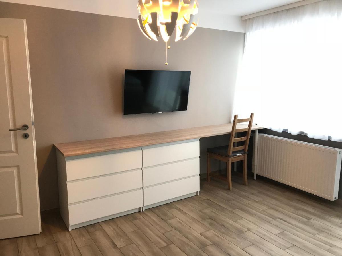 Ferienwohnung Am Uniklinik لوبيك المظهر الخارجي الصورة