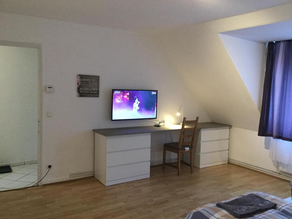 Ferienwohnung Am Uniklinik لوبيك المظهر الخارجي الصورة